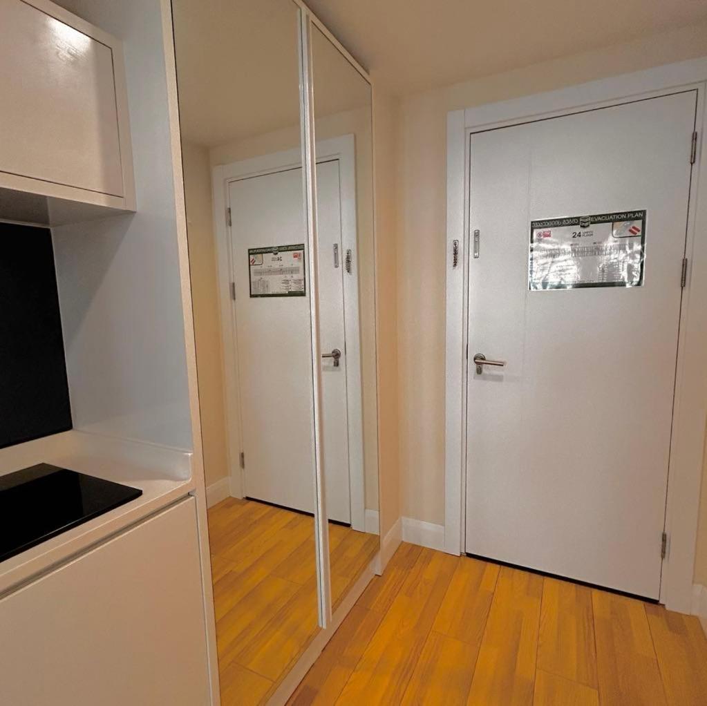 Apartment Twin Towers David Батуми Экстерьер фото