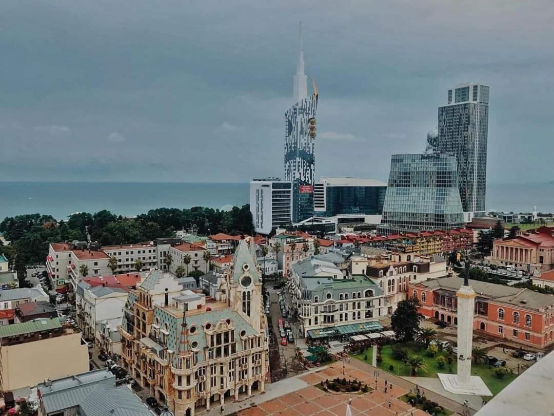 Apartment Twin Towers David Батуми Экстерьер фото